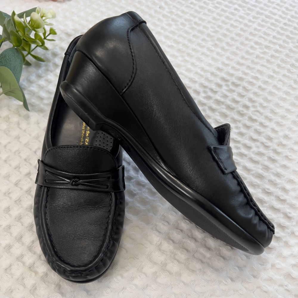SAS loafer for Girls; Size:1.5-2